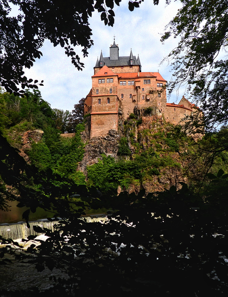 Durchblick auf Burg Kriebstein