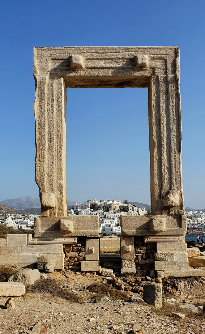 Durchblick auf Chora, Naxos