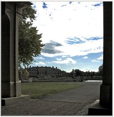 Durchblick auf das Schloss Nordhorn.