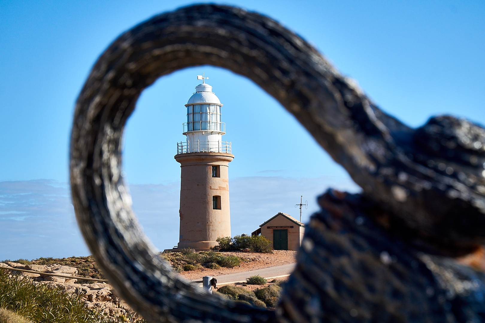 Durchblick auf den Leuchtturm