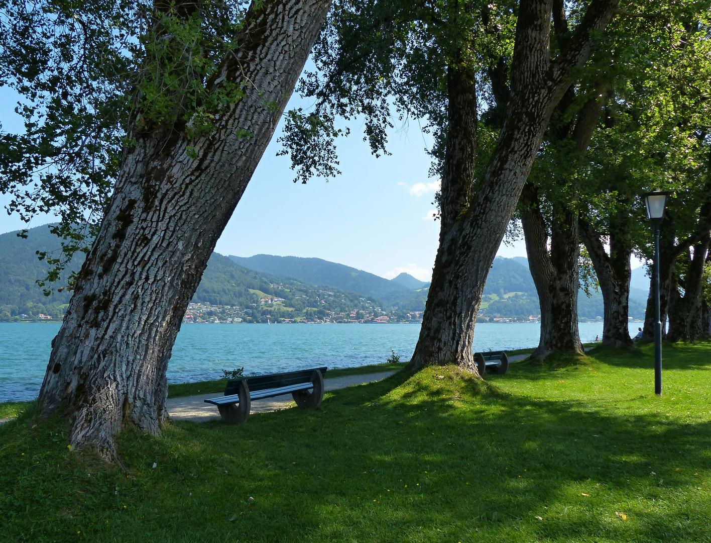 Durchblick auf den Tegernsee