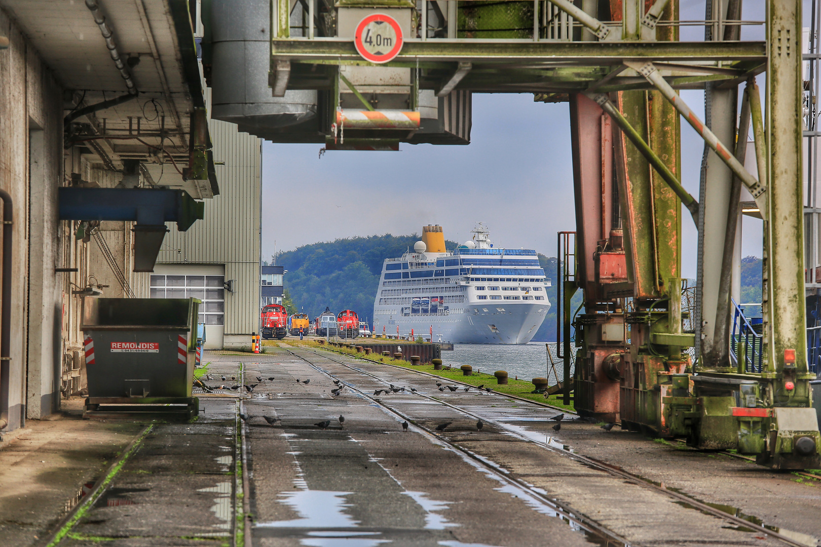 ..Durchblick auf die ADONIA...