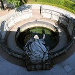 Durchblick auf die Donauquelle in Donaueschingen…