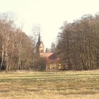 Durchblick auf die Wiesenburger Kirche