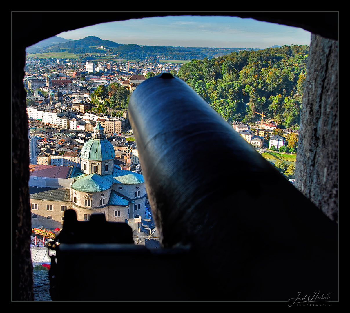 Durchblick auf Salzburg ...