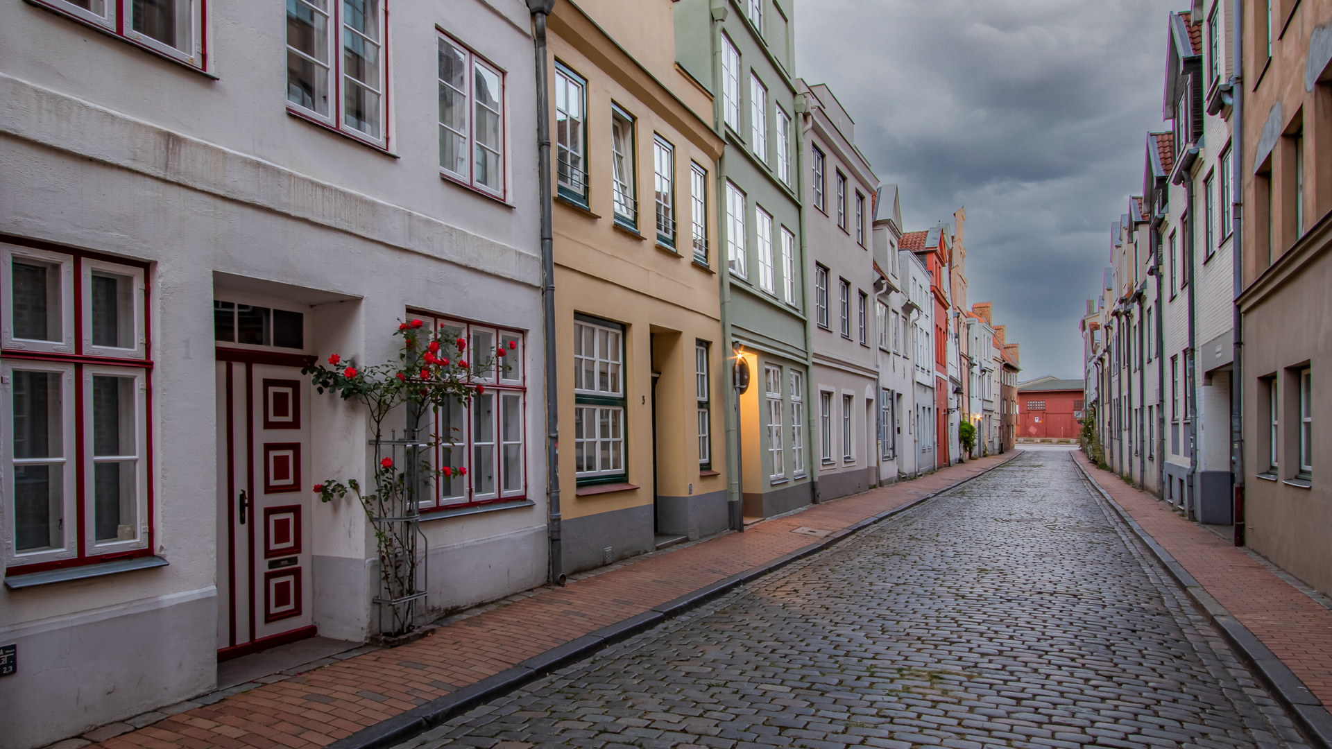 Durchblick auf Schuppen 6