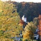 Durchblick auf St. Pankratius in Odenthal