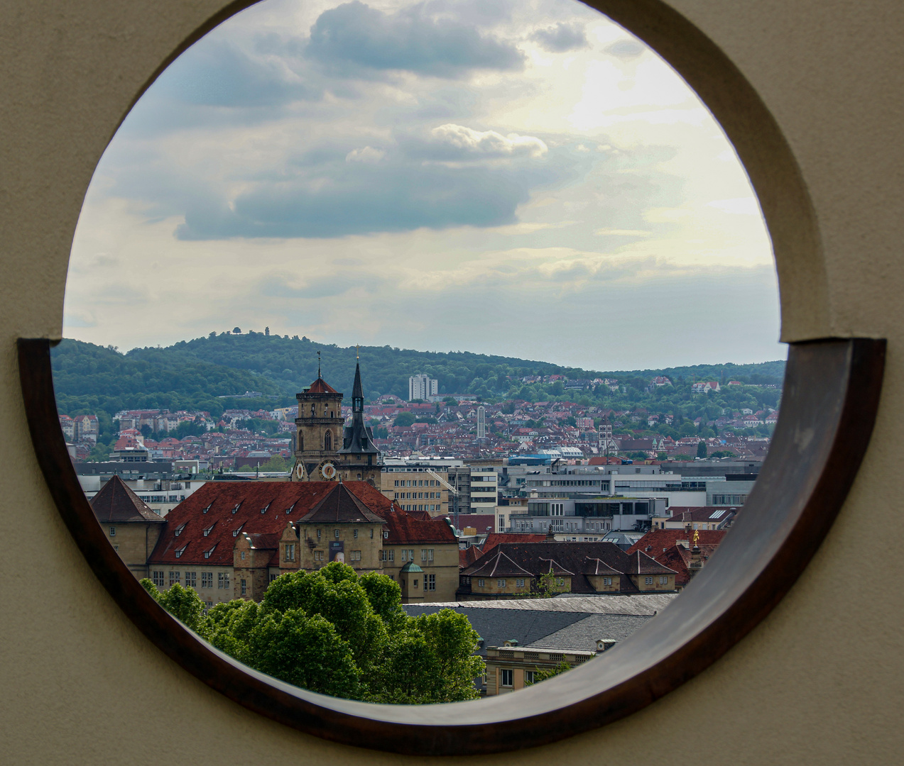 Durchblick auf Stuttgart