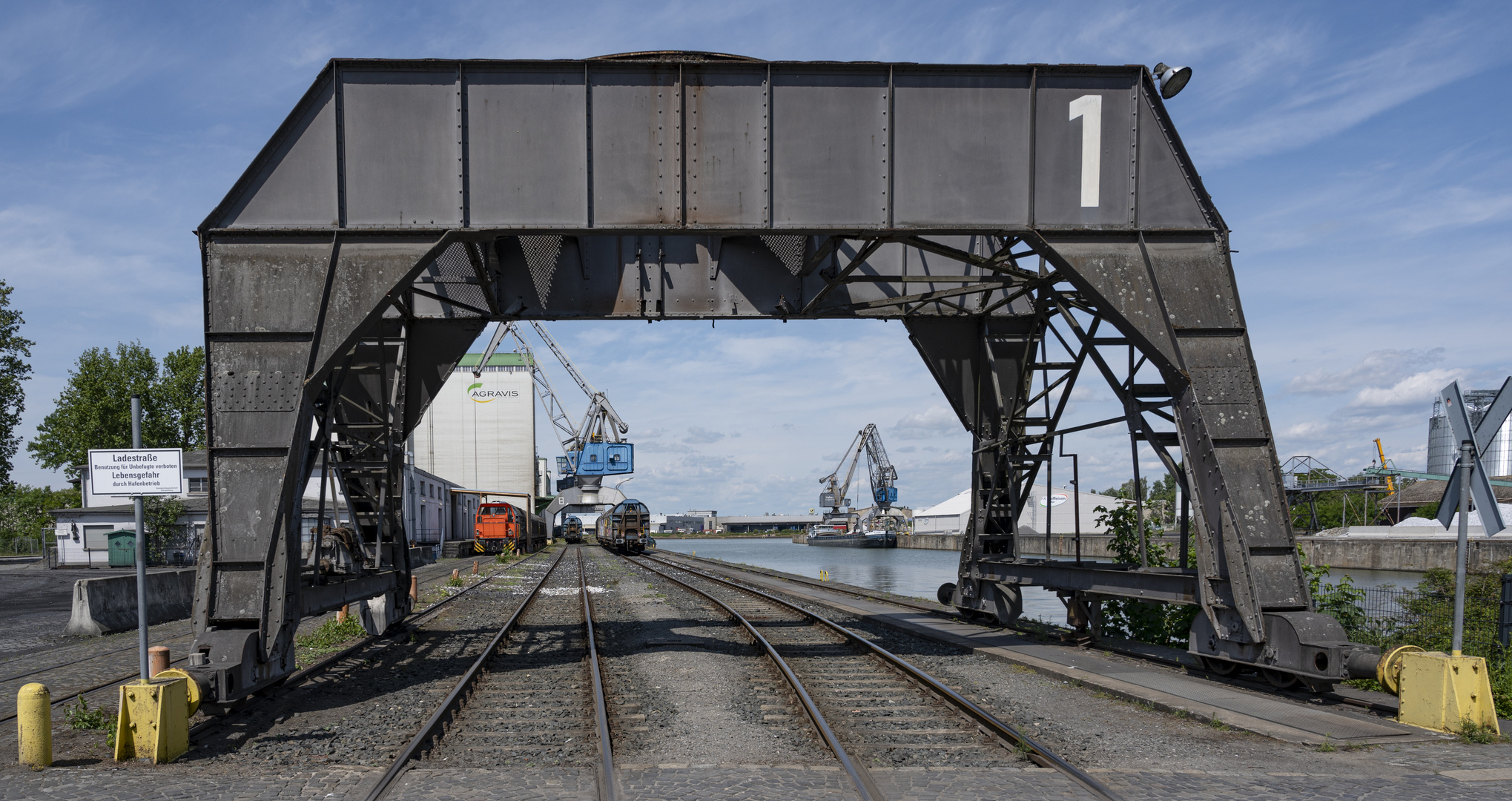 Durchblick Braunschweiger Hafen