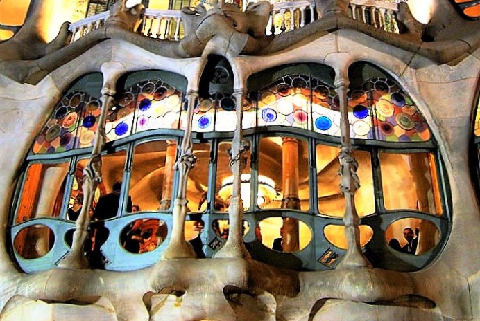 Durchblick Fenster der Casa Batllò