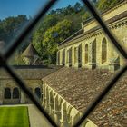 Durchblick im Kloster Fontenay