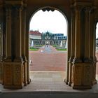 Durchblick im Zwinger