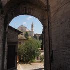 ~  Durchblick in Assisi  ~