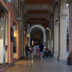 Durchblick in Bologna