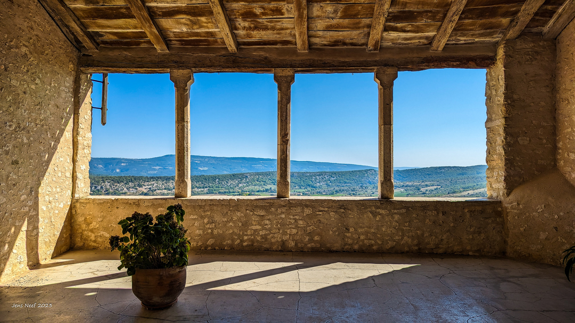 Durchblick in der Provence 