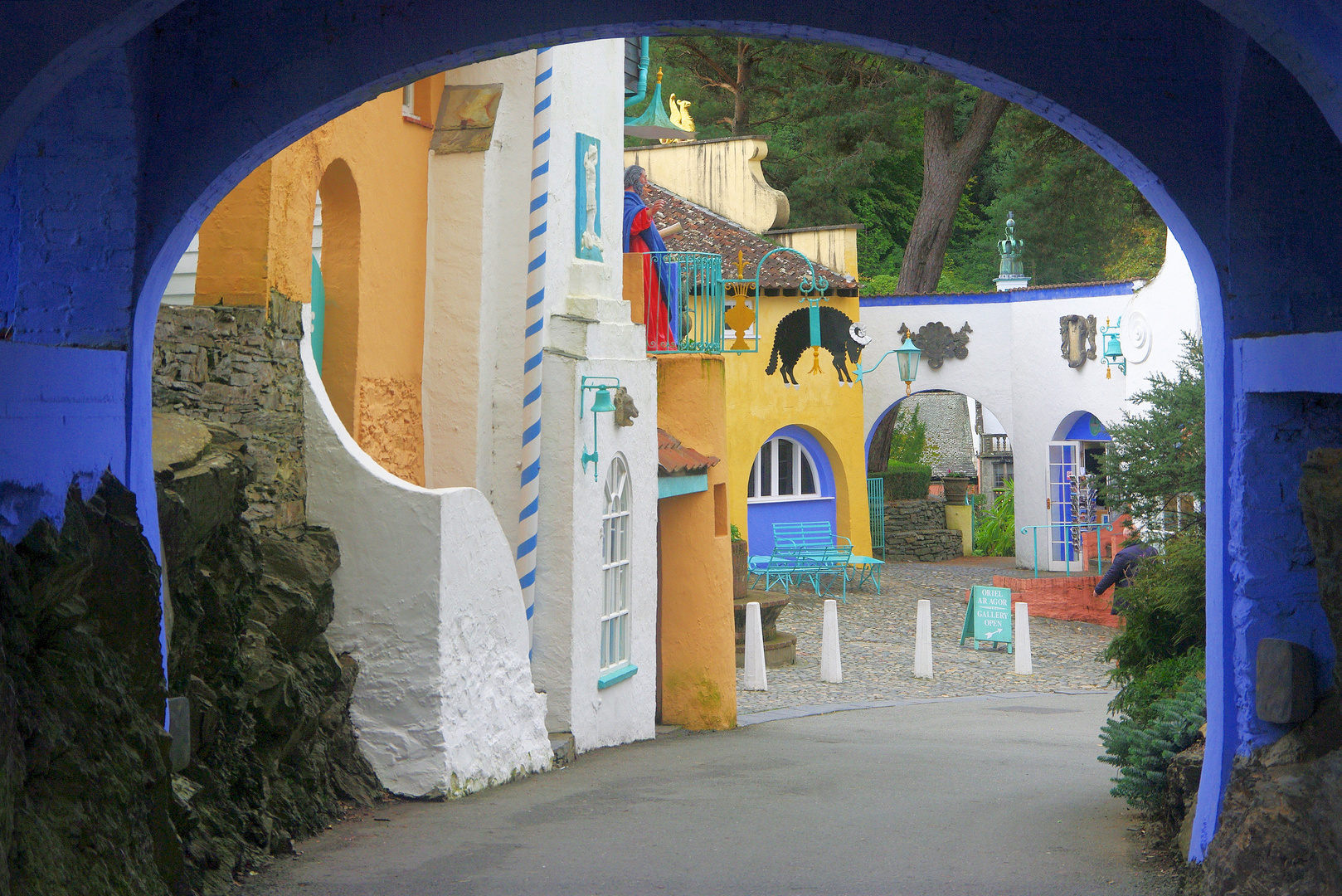 Durchblick in Portmeirion 