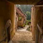 Durchblick in Semur-en-Auxois