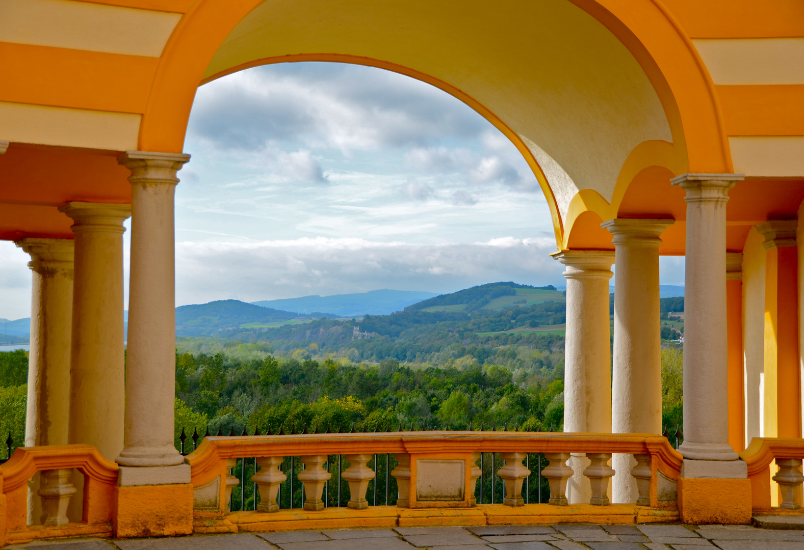 Durchblick in Stift Melk