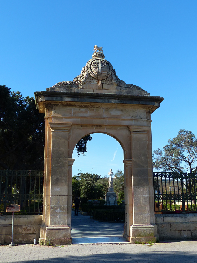 Durchblick in Valletta