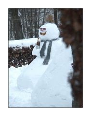 Durchblick mit Schneemann