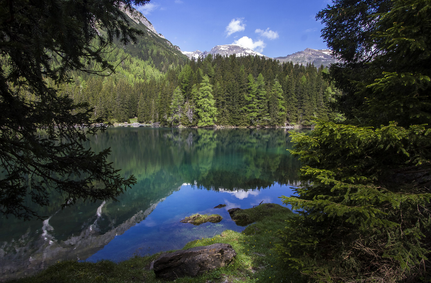 Durchblick mit Spiegelung