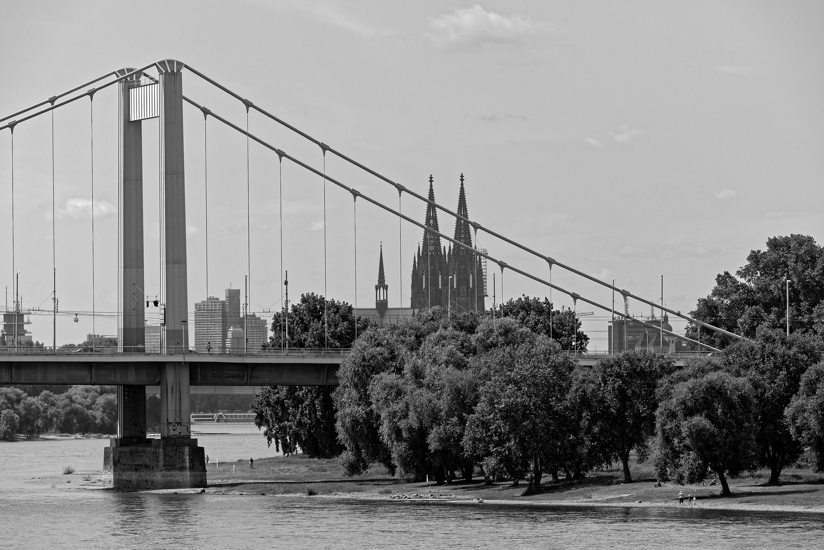 Durchblick Mülheimer Brücke