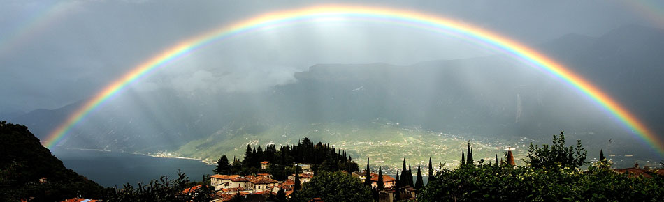 Durchblick Pieve de Tremosine