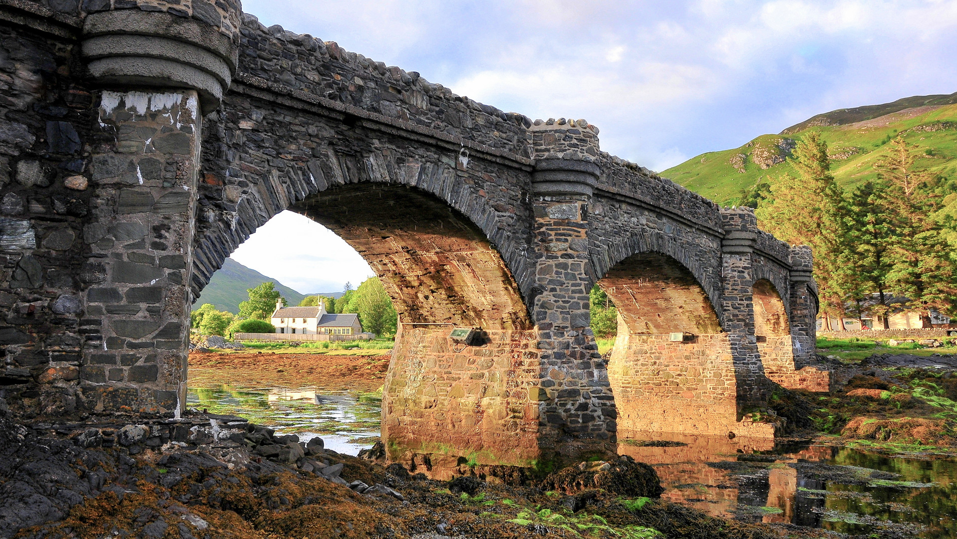 Durchblick Richtung Dornie