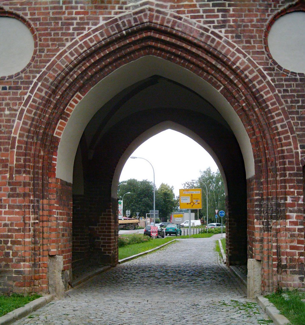 Durchblick Ünglingertor in Stendal