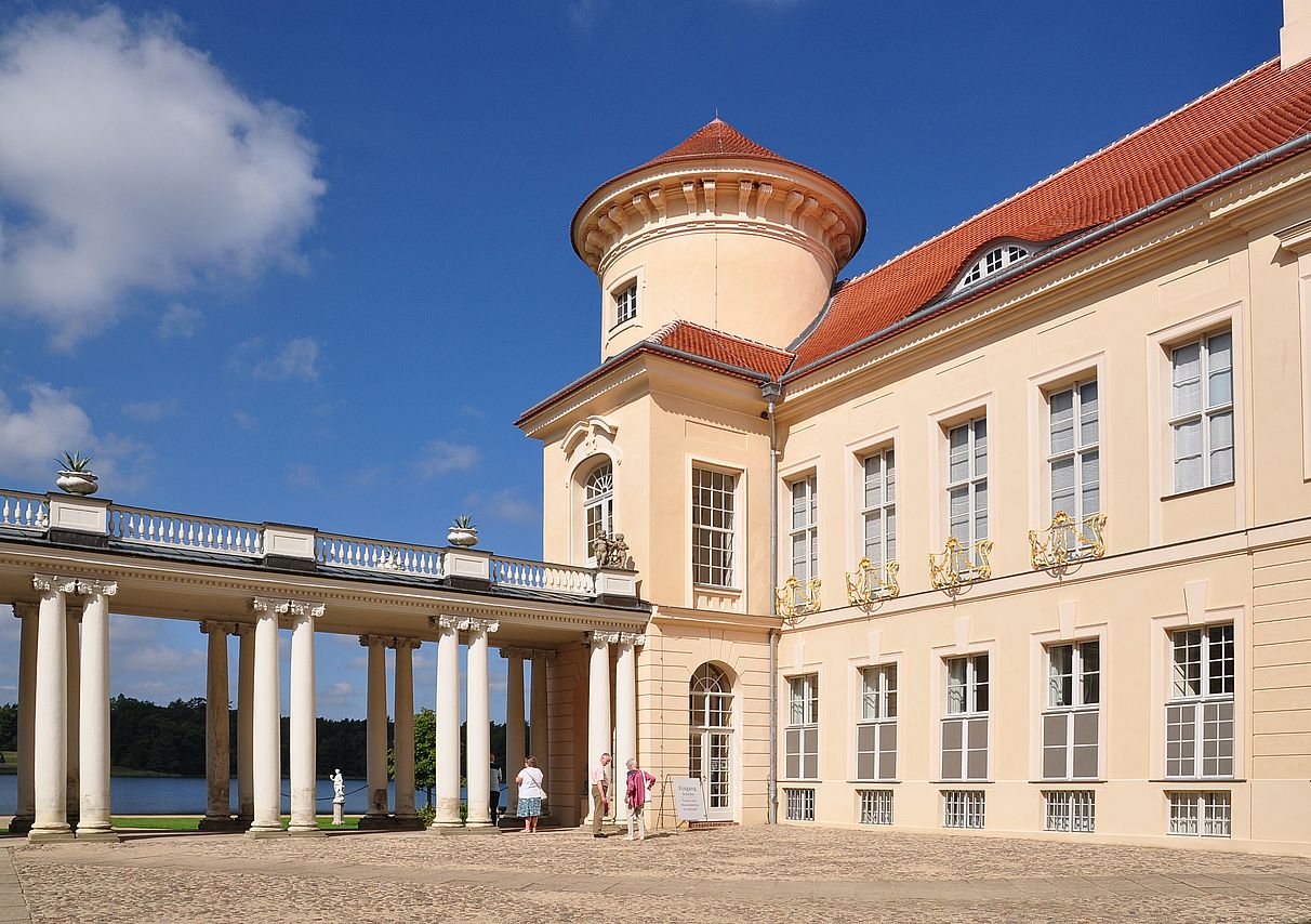 Durchblick vom Schloss Rheinsberg