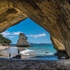"Durchblick" von Cathedral Cave auf Te Hoho Rock