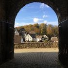 Durchblick von der Burg auf Blankenstein