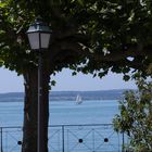 Durchblick zum Bodensee in Meersburg