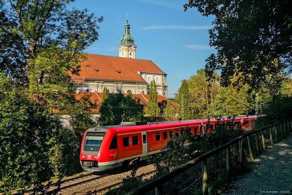 Durchblick zum Kloster Fürstenfeld