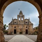 Durchblick zum Kloster Moni Arkadi