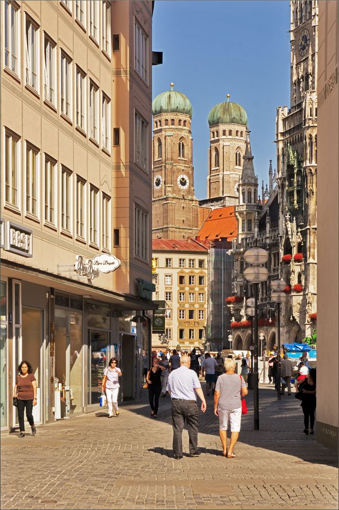 Durchblick zum Marienplatz