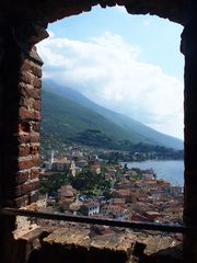 Durchblick zum Monte Baldo