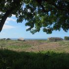 Durchblick zum Pointe du Hoc