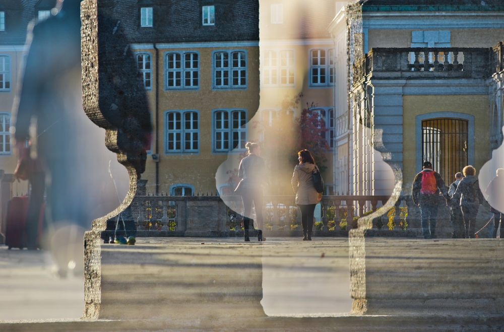 Durchblick zum Schloss Augustusburg Brühl