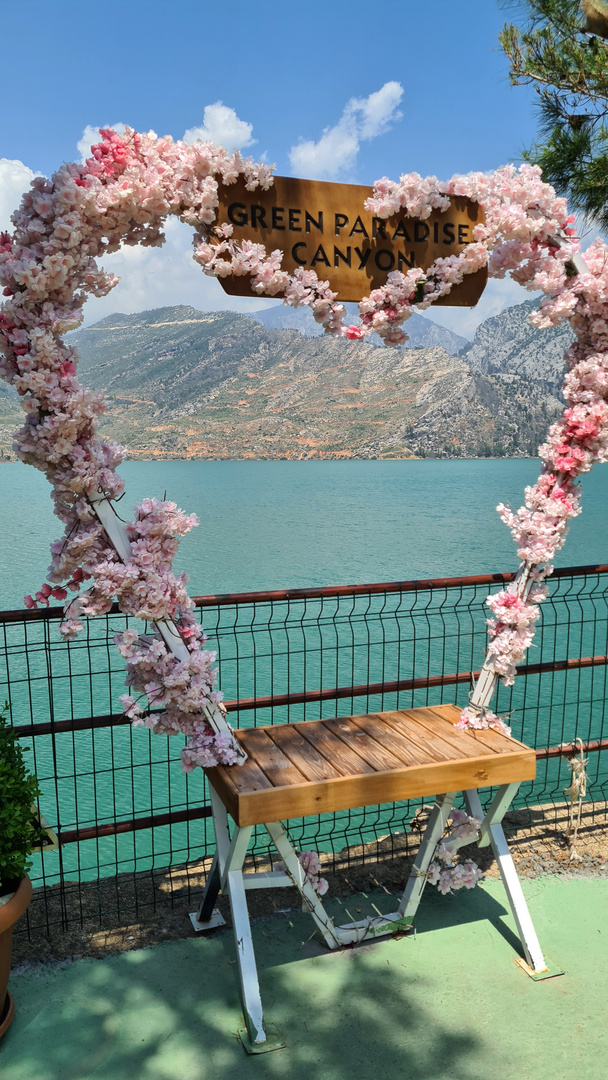 Durchblick zum Stausee Manavgat und Green Canyon