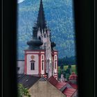 Durchblick zur Basilika ...