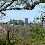 Durchblick zur Burg Blankenstein