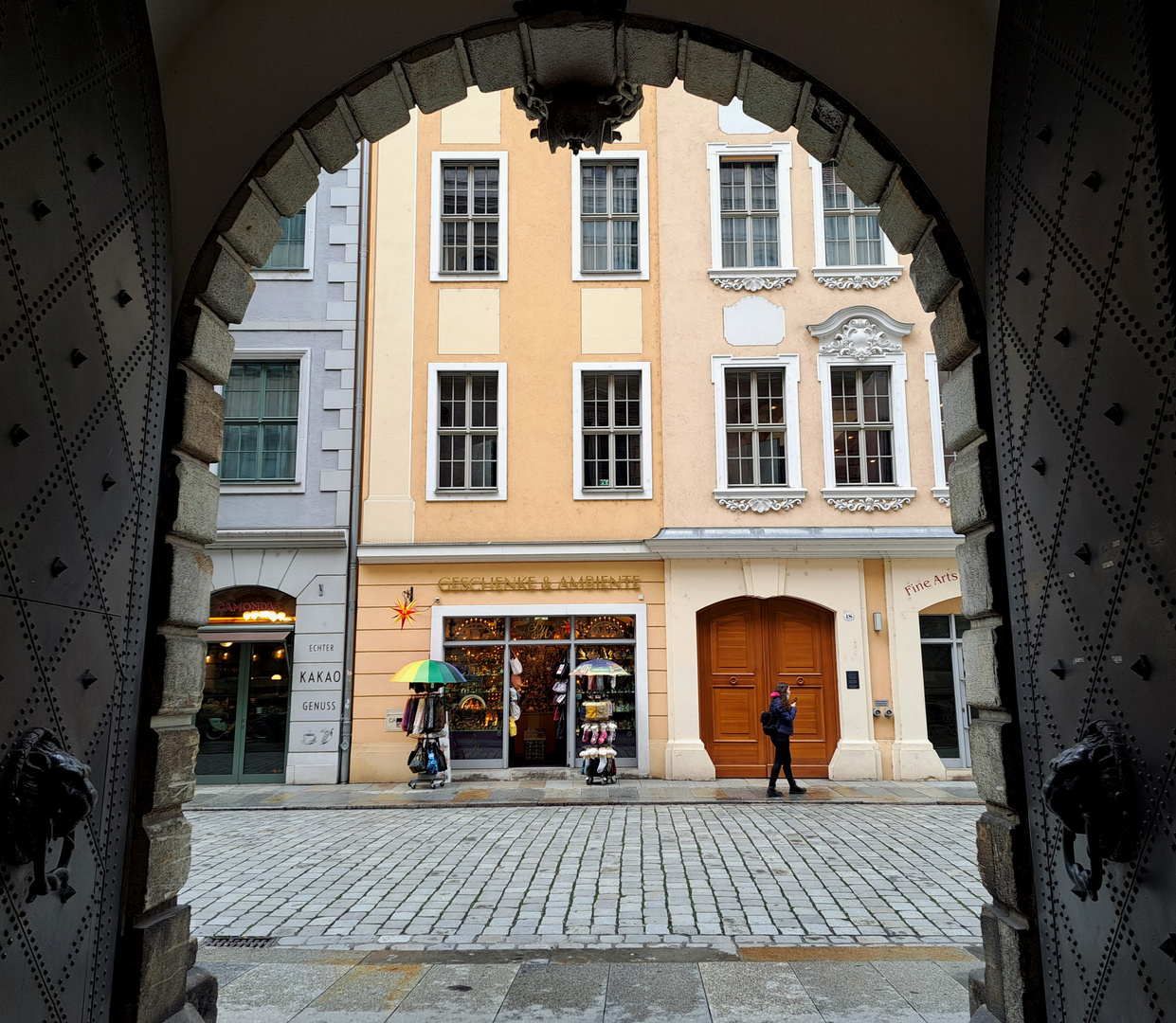 Durchblick zur Schlossstrasse