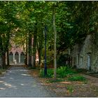 Durchblick zur St. Alban-Kirche