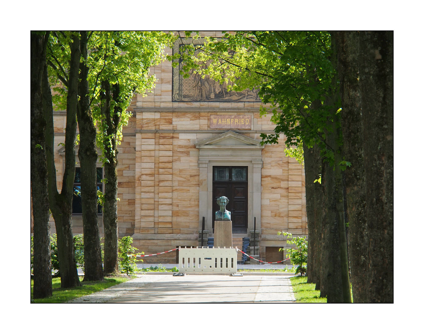 Durchblick zur Villa Wahnfried