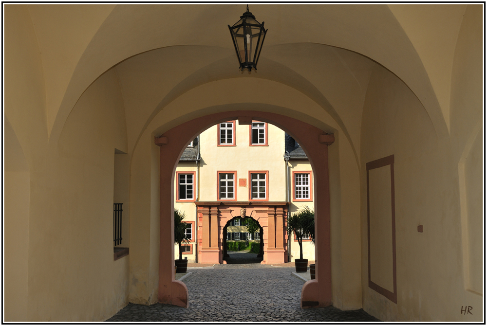 Durchblicke im Landgrafenschloß in Bad Homburg vor der Höhe