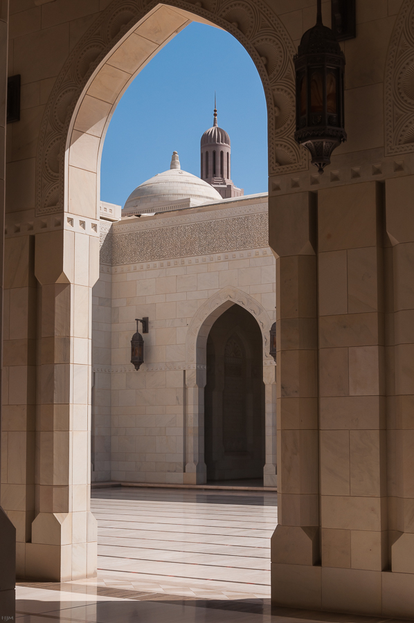 Durchblicke in der Sultan-Qabus-Moschee