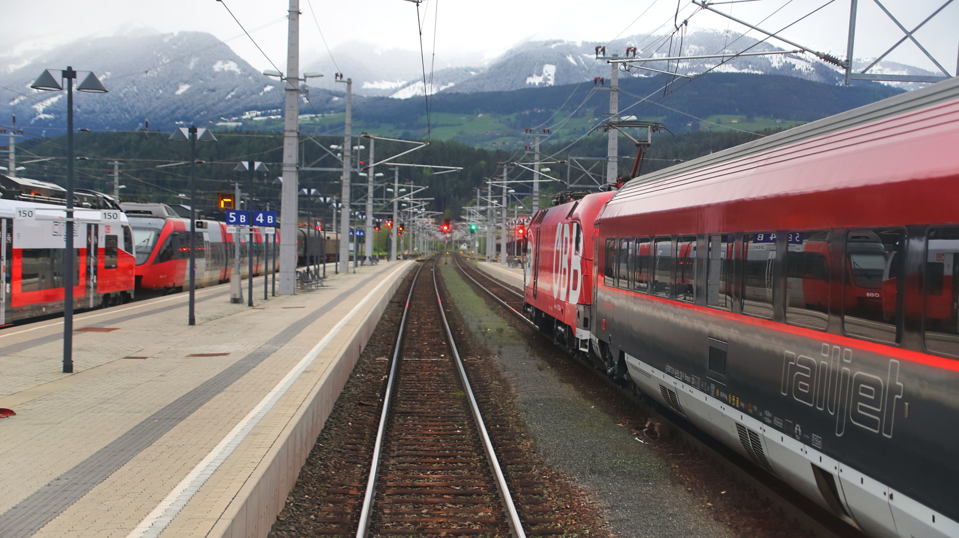 Durchfahrt durch den Bf Spittal-Millstättersee