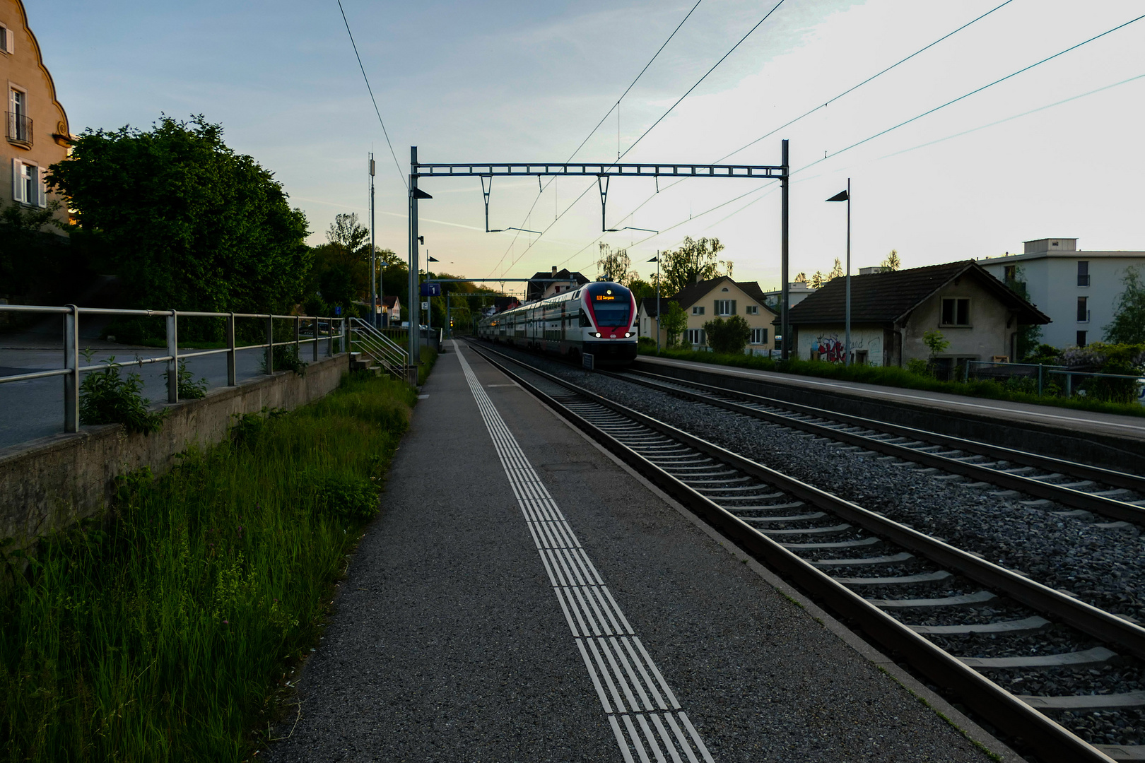 Durchfahrt Haltepunkt Staad(Schweiz)