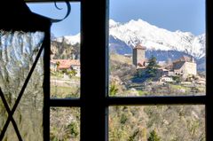 durchs Fenster geschaut